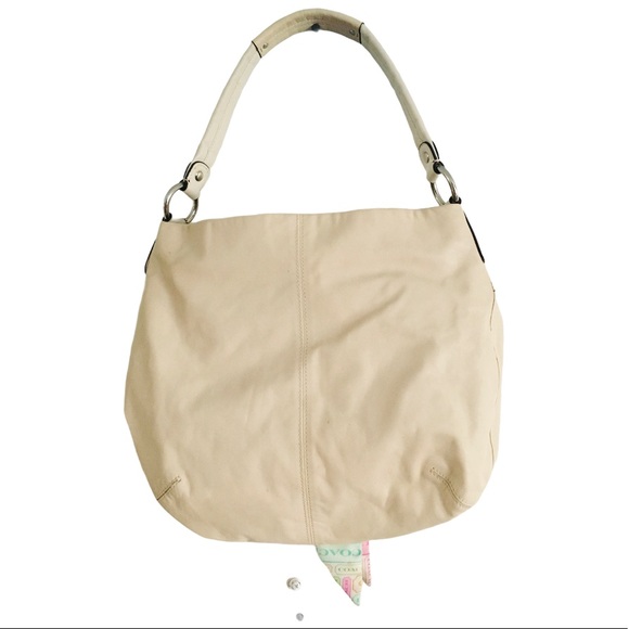 Coach Ivory leather Hobo bag - Picture 2 of 14